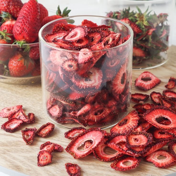 Premium Dried Strawberries – Sweet & Naturally Delicious | Antioxidant Rich Fruit Snack