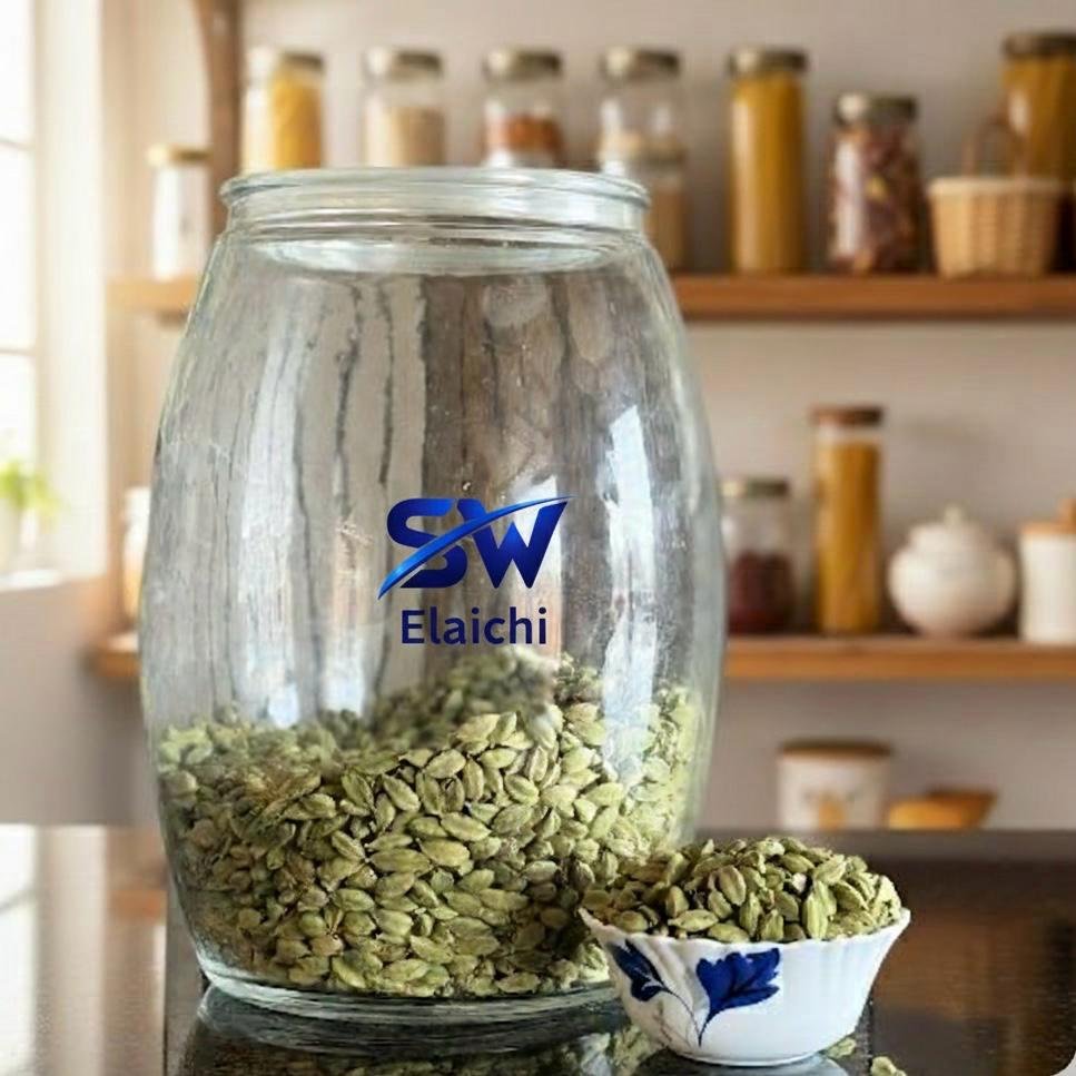 Premium Kashmiri Green Ilachi – Fresh Aromatic Cardamom Pods | Queen of Spices