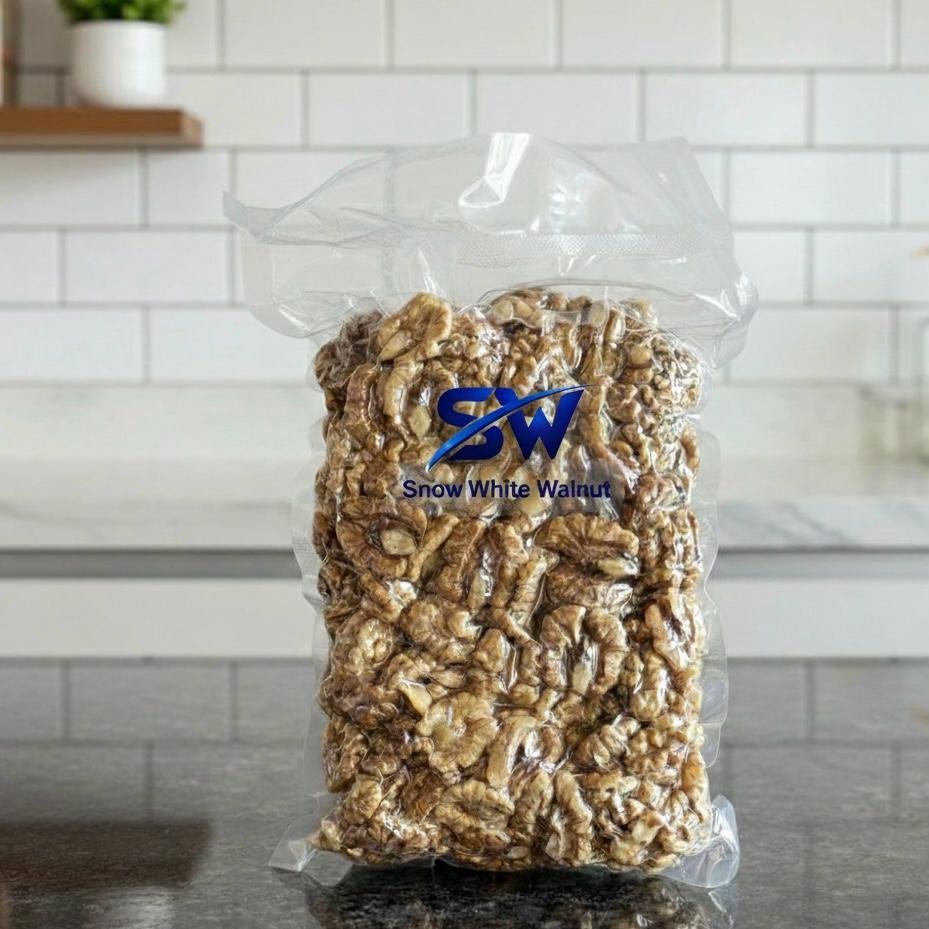 Premium Snow White Walnut Kernels – Extra Light Grade Kashmiri Akhrot | 1kg